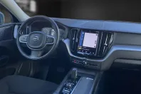 Volvo XC60 din 2021 cu 98.016 km - oferta VOL159742 - foto 13