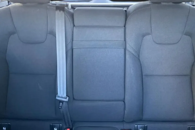 Volvo XC60 din 2021 cu 98.016 km - oferta VOL159742 - foto 17