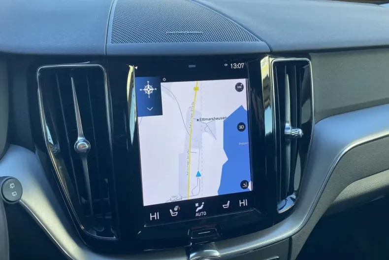 Volvo XC60 din 2021 cu 98.016 km - oferta VOL159742 - foto 19