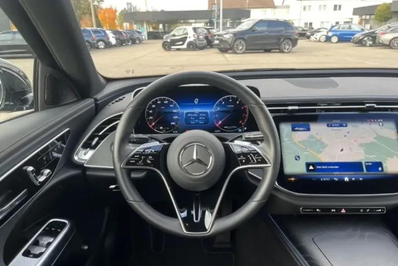 Mercedes-Benz E 450 din 2025 cu 19.689 km - oferta MER159745 - foto 11