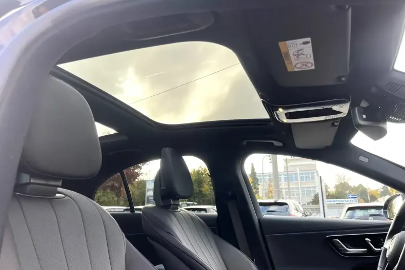 Mercedes-Benz E 450 din 2025 cu 19.689 km - oferta MER159745 - foto 13