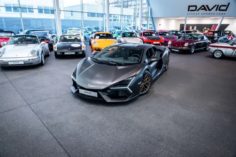 Lamborghini Revuelto din 2024 cu 5.326 km - oferta LAM159759 - foto 1