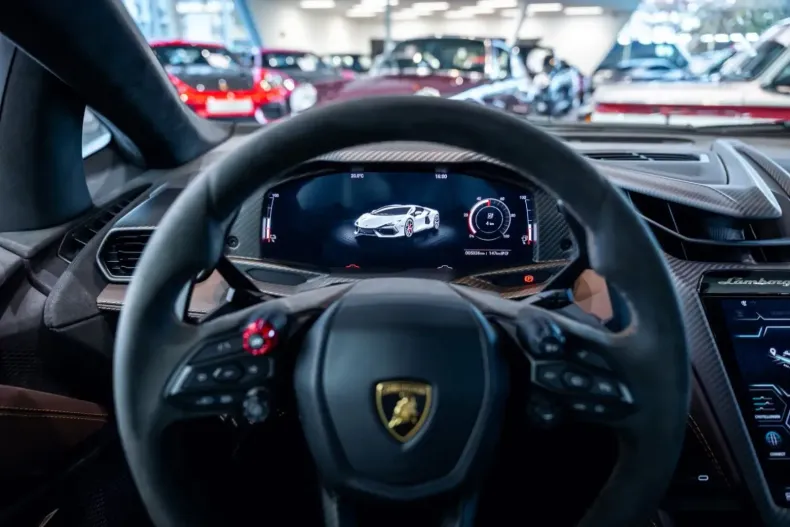 Lamborghini Revuelto din 2024 cu 5.326 km - oferta LAM159759 - foto 16