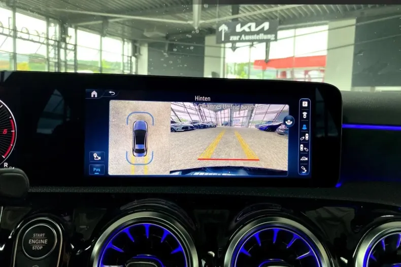 Mercedes-Benz A 220 din 2023 cu 4.890 km - oferta MER159775 - foto 12