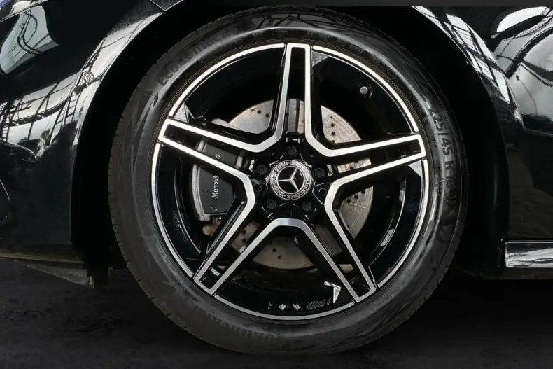 Mercedes-Benz A 220 din 2023 cu 4.890 km - oferta MER159775 - foto 16