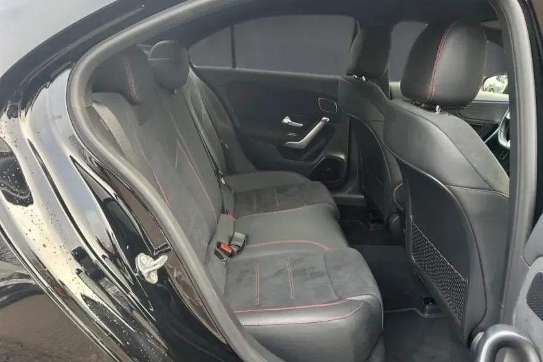 Mercedes-Benz A 220 din 2021 cu 64.676 km - oferta MER159780 - foto 12