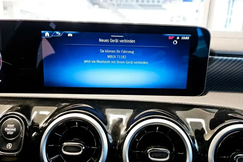 Mercedes-Benz CLA 180 din 2024 cu 29.875 km - oferta MER159793 - foto 8