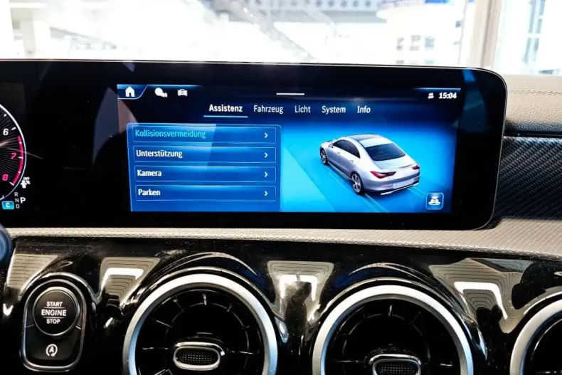 Mercedes-Benz CLA 180 din 2024 cu 29.875 km - oferta MER159793 - foto 9