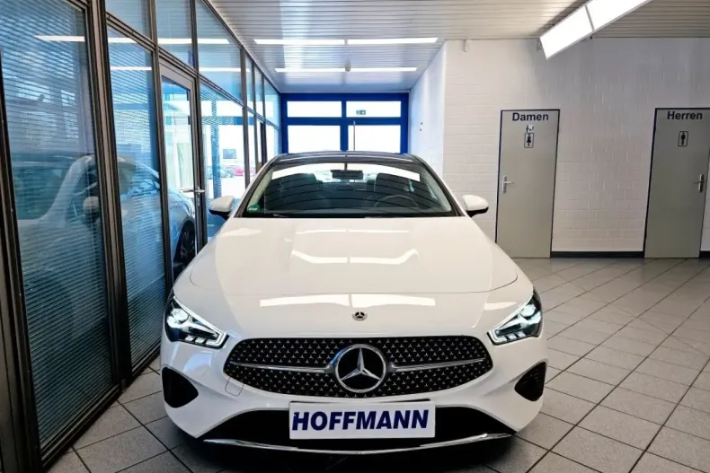 Mercedes-Benz CLA 180 din 2024 cu 29.875 km - oferta MER159793 - foto 20