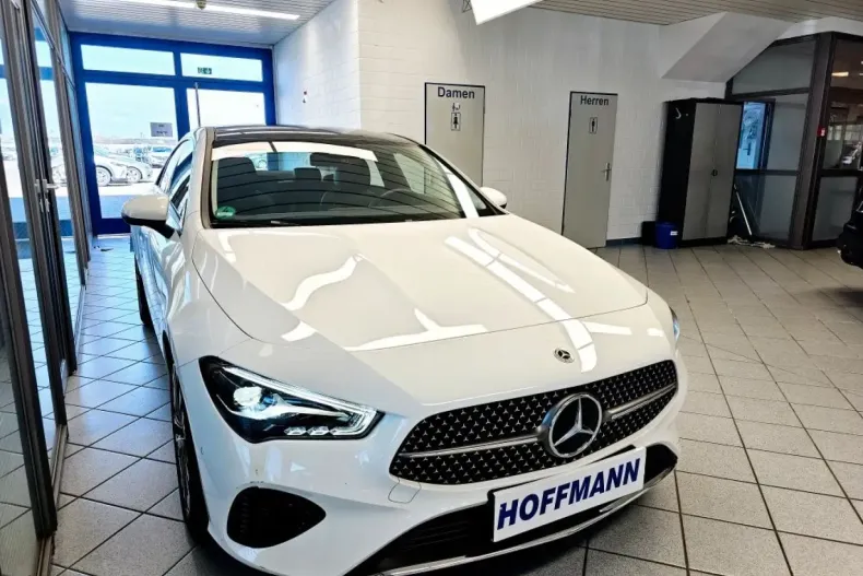 Mercedes-Benz CLA 180 din 2024 cu 29.875 km - oferta MER159793 - foto 21