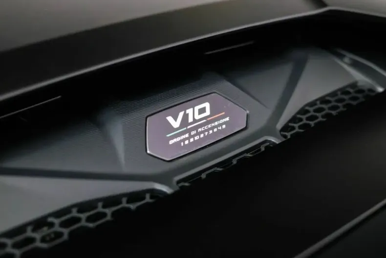 Lamborghini Altele din 2024 cu 26.048 km - oferta LAM159820 - foto 19