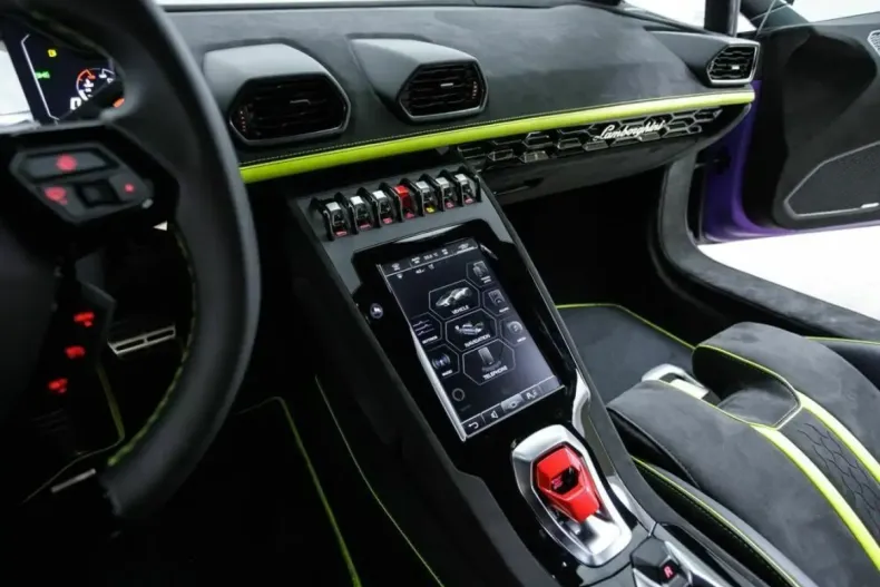 Lamborghini Altele din 2024 cu 26.048 km - oferta LAM159820 - foto 29