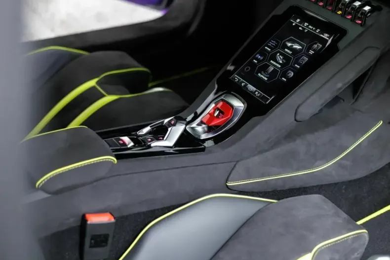 Lamborghini Altele din 2024 cu 26.048 km - oferta LAM159820 - foto 36