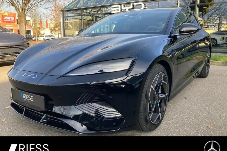 BYD SEAL din 2025 cu 19.471 km - oferta BYD159822 - foto 1