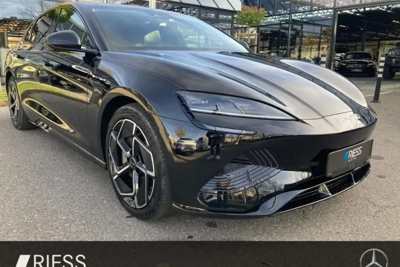 BYD SEAL din 2025 cu 19.471 km - oferta BYD159822 - foto 3