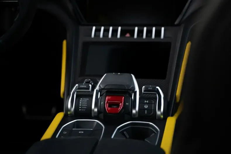 Lamborghini Urus din 2022 cu 45.900 km - oferta LAM159824 - foto 8