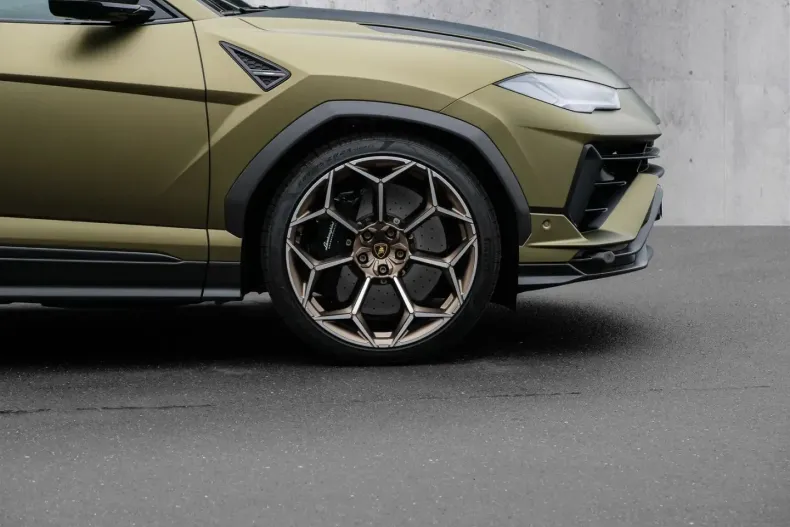 Lamborghini Urus din 2023 cu 17.580 km - oferta LAM159829 - foto 6