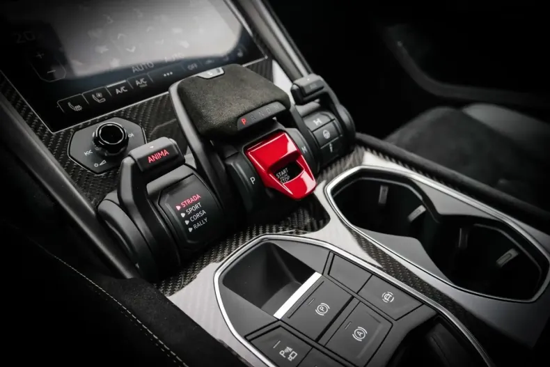 Lamborghini Urus din 2023 cu 17.580 km - oferta LAM159829 - foto 30