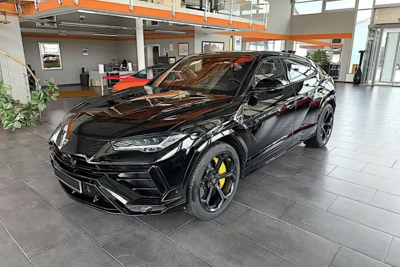 Lamborghini Urus din 2024 cu 13.740 km - oferta LAM159834 - foto 1