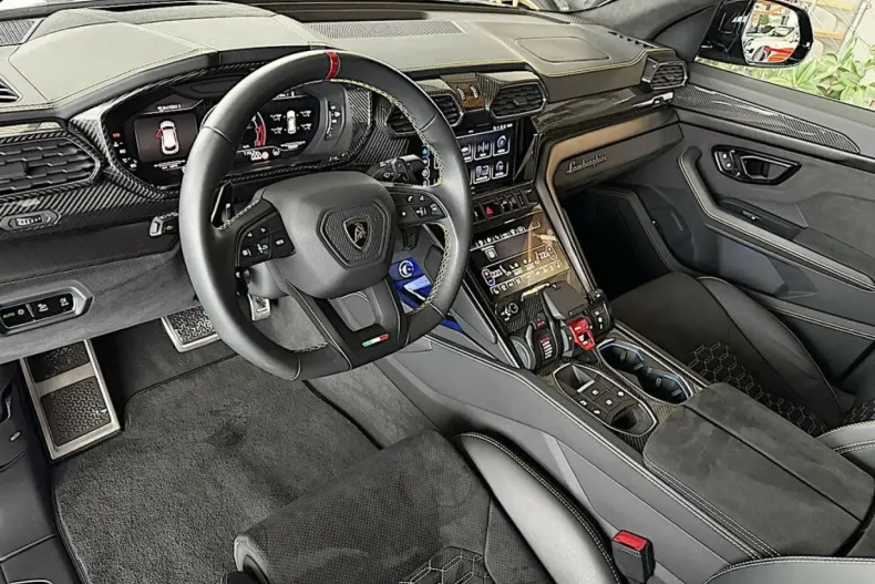 Lamborghini Urus din 2024 cu 13.740 km - oferta LAM159834 - foto 8