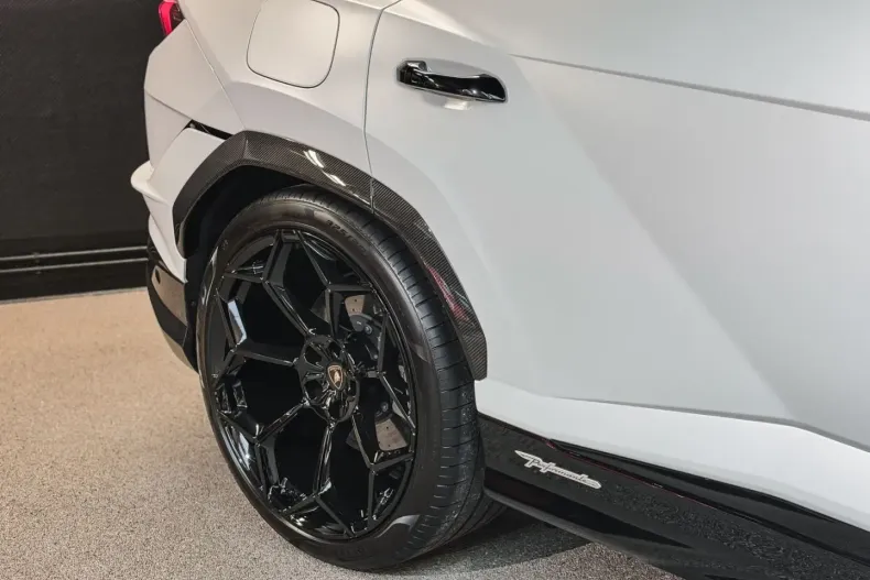 Lamborghini Urus din 2024 cu 17.000 km - oferta LAM159835 - foto 7