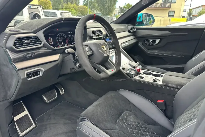 Lamborghini Urus din 2025 cu 6.000 km - oferta LAM159839 - foto 18