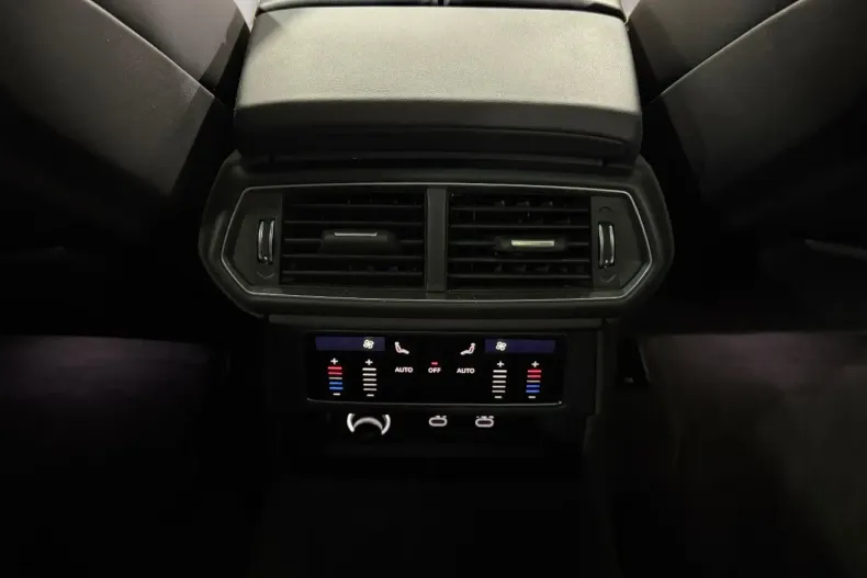 Lamborghini Urus din 2025 cu 12.000 km - oferta LAM159847 - foto 25