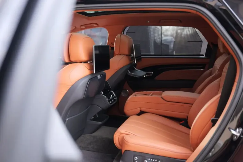 Bentley Bentayga din 2023 cu 32.800 km - oferta BEN159848 - foto 28