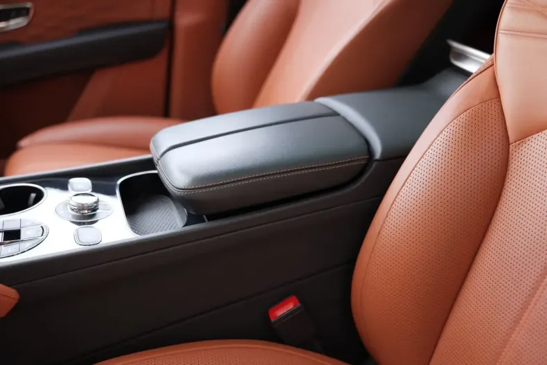 Bentley Bentayga din 2023 cu 32.800 km - oferta BEN159848 - foto 30