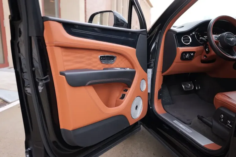 Bentley Bentayga din 2023 cu 32.800 km - oferta BEN159848 - foto 35