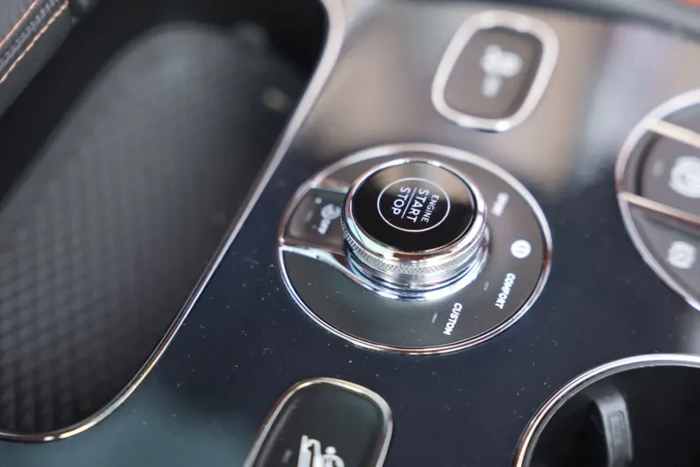 Bentley Bentayga din 2023 cu 32.800 km - oferta BEN159848 - foto 39