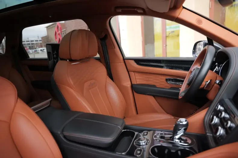 Bentley Bentayga din 2023 cu 32.800 km - oferta BEN159848 - foto 41