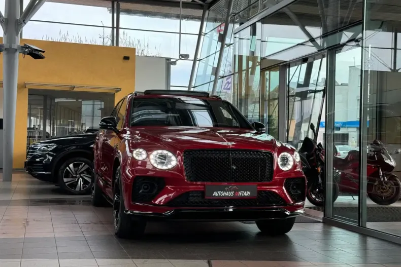 Bentley Bentayga din 2023 cu 4.900 km - oferta BEN159851 - foto 1