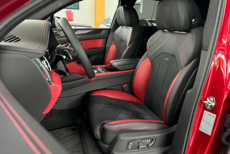 Bentley Bentayga din 2023 cu 4.900 km - oferta BEN159851 - foto 18