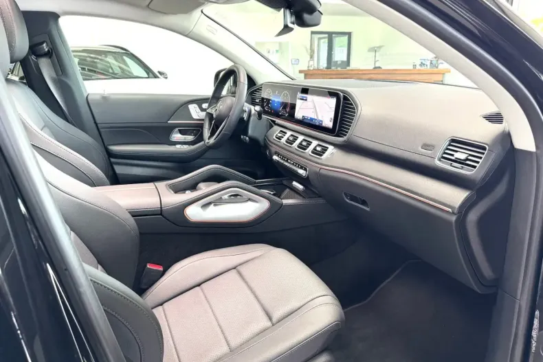 Mercedes-Benz GLE 450 din 2024 cu 3.200 km - oferta MER159856 - foto 9