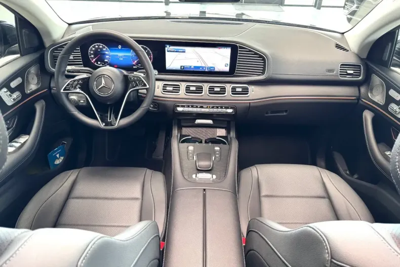 Mercedes-Benz GLE 450 din 2024 cu 3.200 km - oferta MER159856 - foto 11