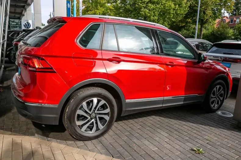 Volkswagen Tiguan din 2022 cu 69.400 km - oferta VOL159861 - foto 4