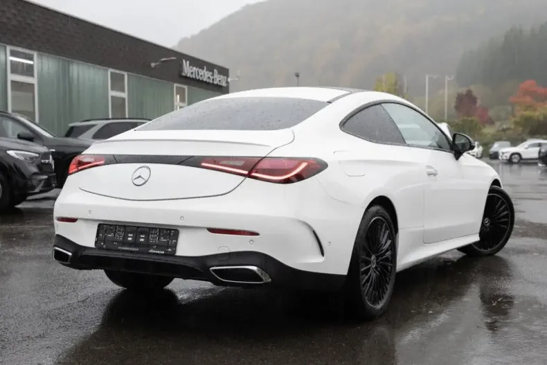 Mercedes-Benz CLE 450 din 2024 cu 19.184 km - oferta MER159862 - foto 4