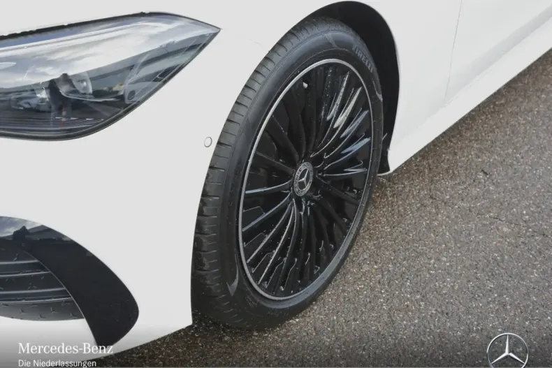 Mercedes-Benz CLE 300 din 2024 cu 6.349 km - oferta MER159863 - foto 4