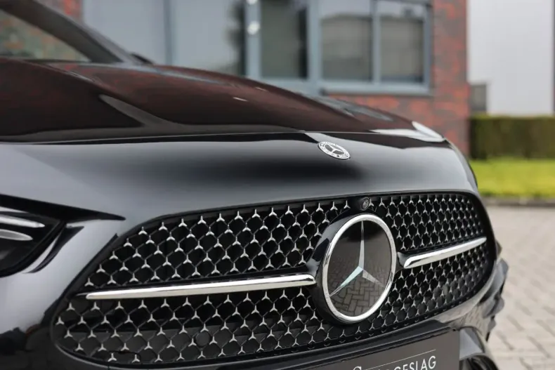 Mercedes-Benz CLE 300 din 2024 cu 5.510 km - oferta MER159864 - foto 9