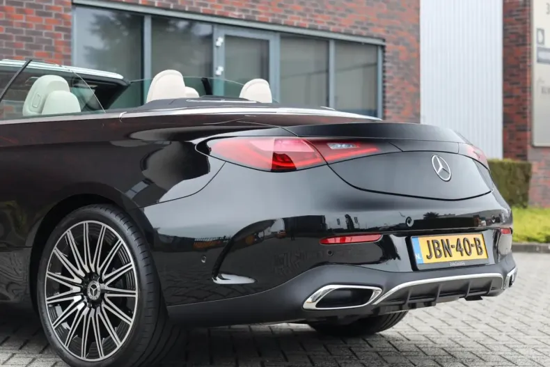 Mercedes-Benz CLE 300 din 2024 cu 5.510 km - oferta MER159864 - foto 10