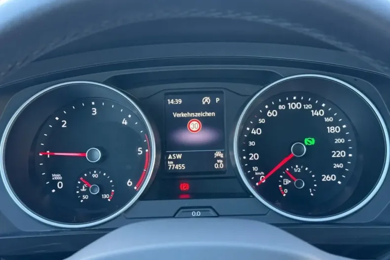 Volkswagen Tiguan din 2022 cu 77.600 km - oferta VOL159872 - foto 11