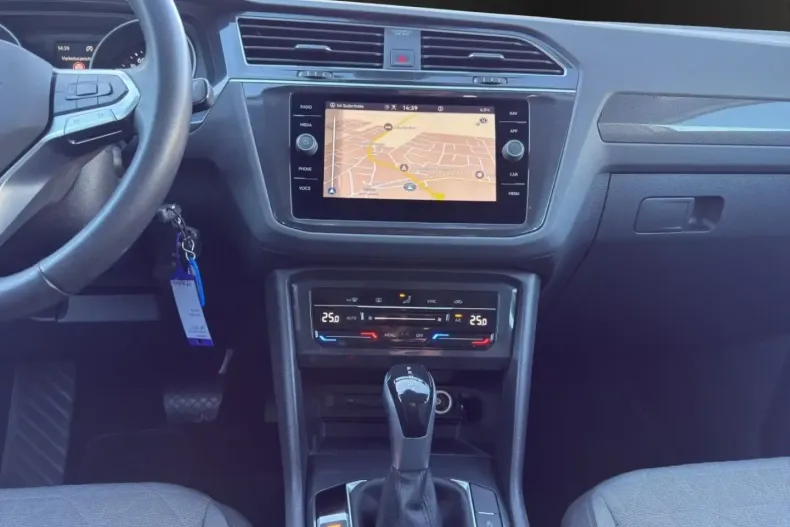 Volkswagen Tiguan din 2022 cu 77.600 km - oferta VOL159872 - foto 12