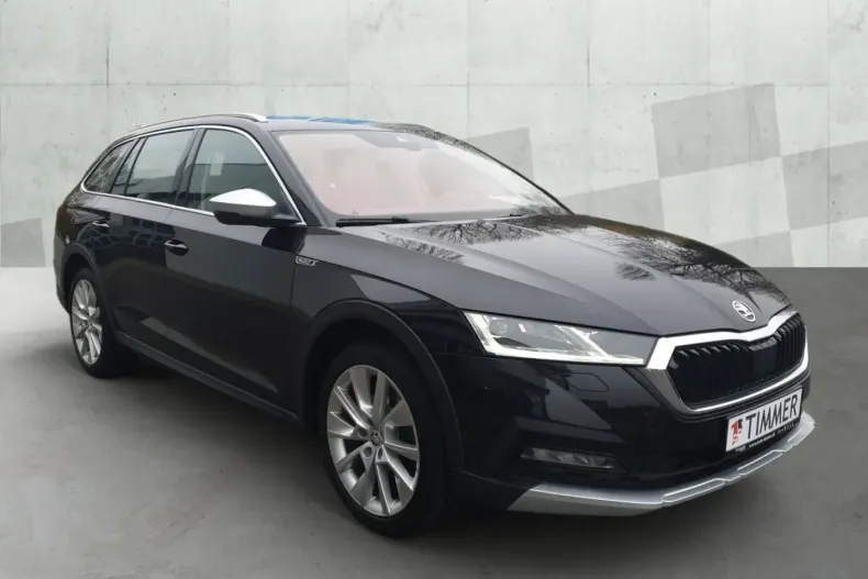 Skoda Octavia din 2022 cu 83.151 km - oferta SKO159876 - foto 1