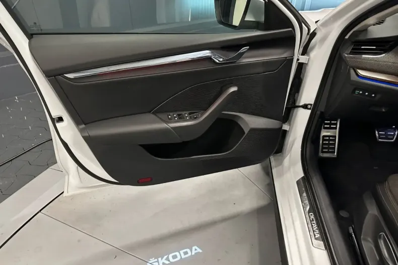 Skoda Octavia din 2022 cu 81.000 km - oferta SKO159877 - foto 12