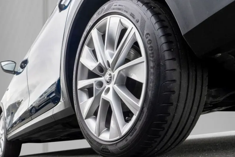 Skoda Octavia din 2022 cu 83.188 km - oferta SKO159879 - foto 4