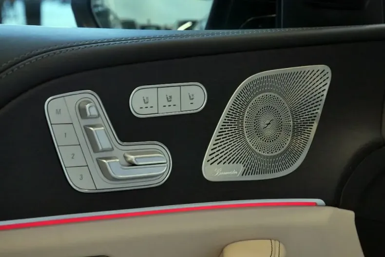 Mercedes-Benz GLE 63 AMG din 2023 cu 39.218 km - oferta MER159886 - foto 17