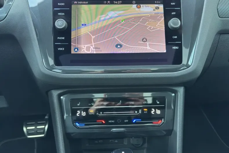 Volkswagen Tiguan din 2022 cu 42.900 km - oferta VOL159893 - foto 8