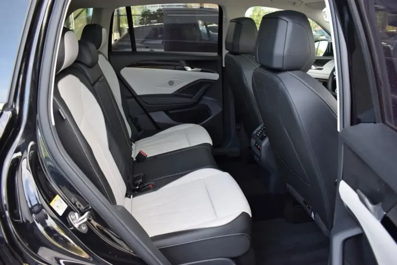 Volkswagen Tiguan din 2024 cu 32.600 km - oferta VOL159894 - foto 6