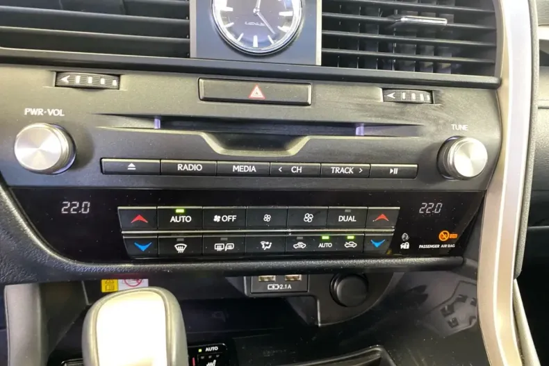 Lexus RX 450 din 2021 cu 91.546 km - oferta LEX159896 - foto 24